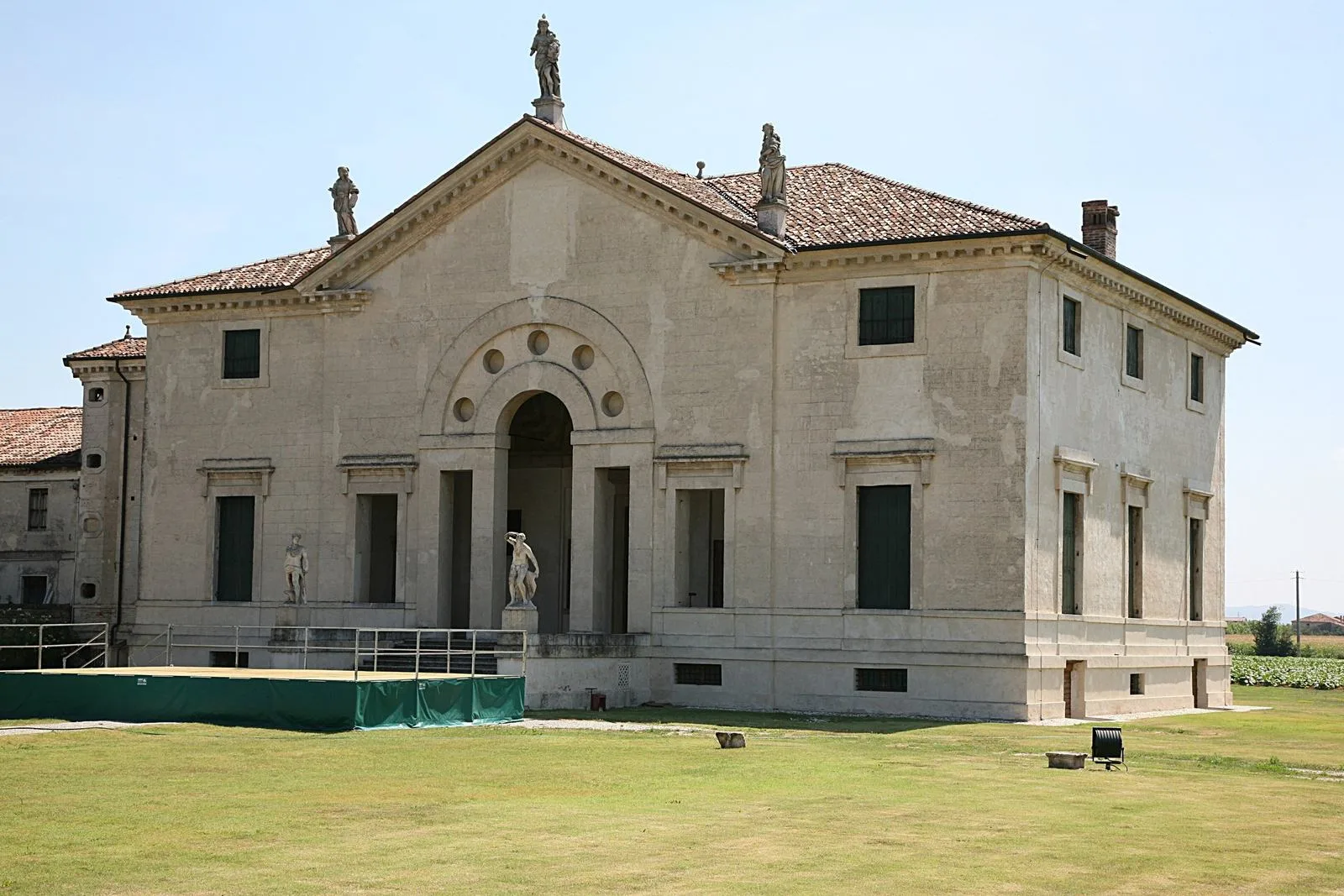Palladian villa
