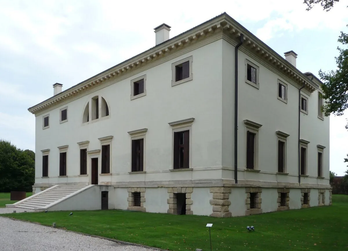 Villa Pisani Bonetti and La Barchessa